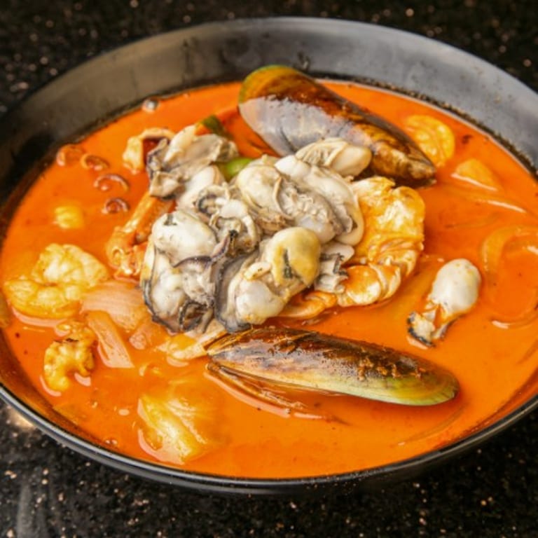 Fast Asian Delivery: Korean-Fusion Favorites